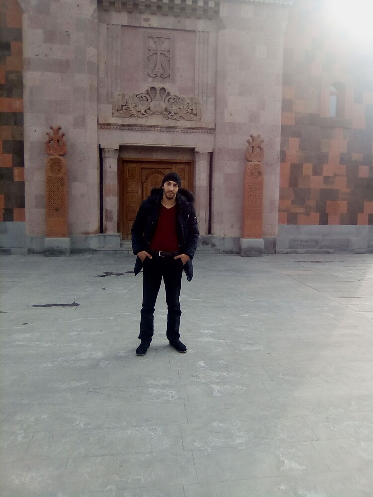  31268138  Aram, 36 ,    