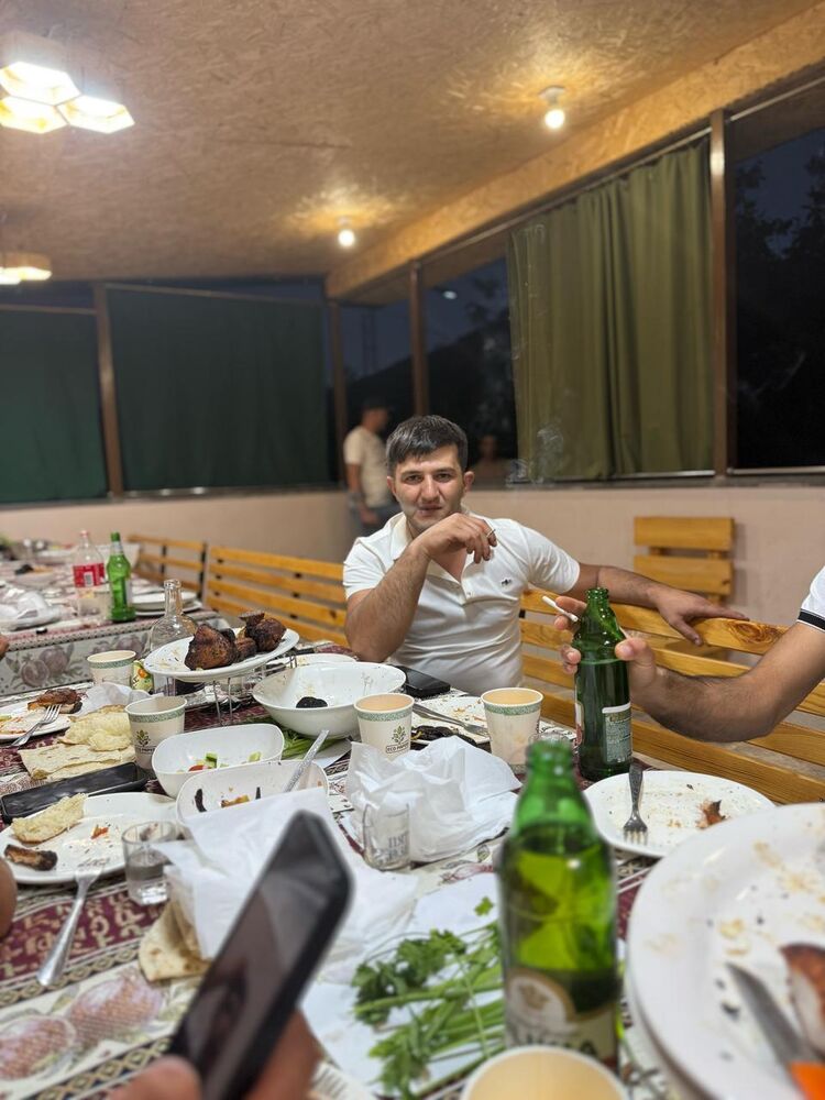  53878988  Aper, 31 ,    -