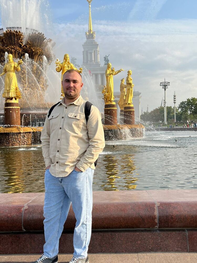  47782548  Denis, 28 ,    