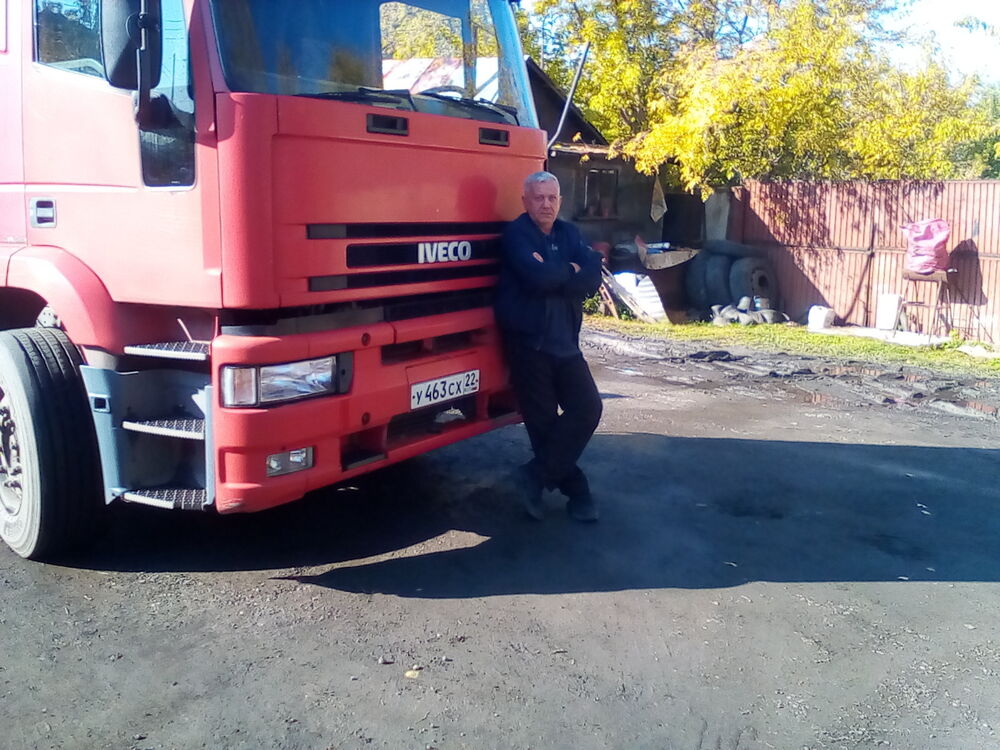  37136028  , 58 ,    