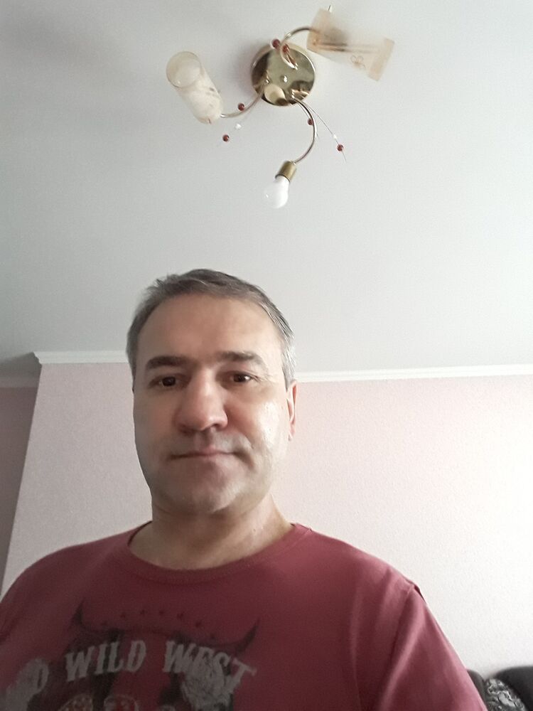  22609178  , 54 ,    