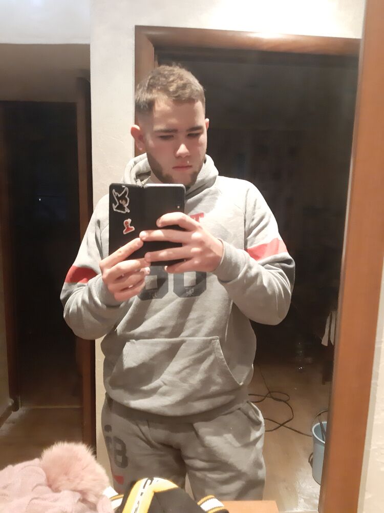  --,   , 21 ,   