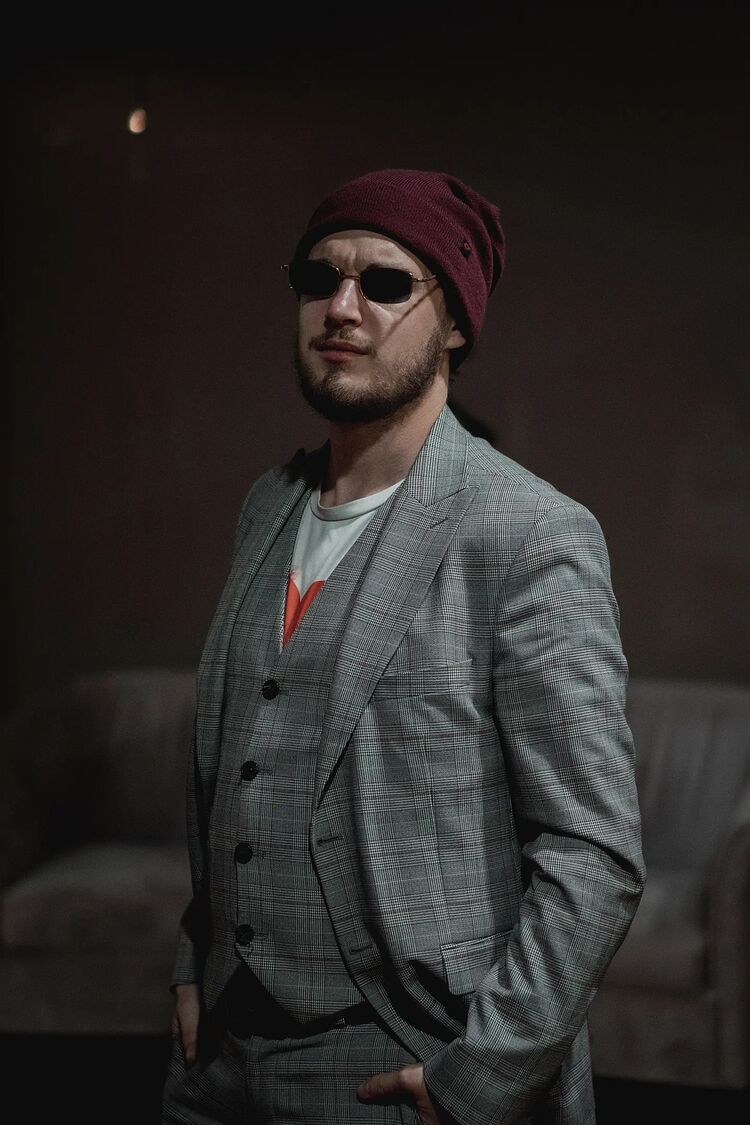  ,   , 24 ,   ,   