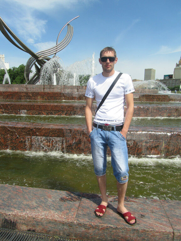  ,   Stas, 39 ,   