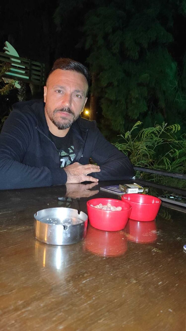  ,   Cemil, 44 ,   ,   