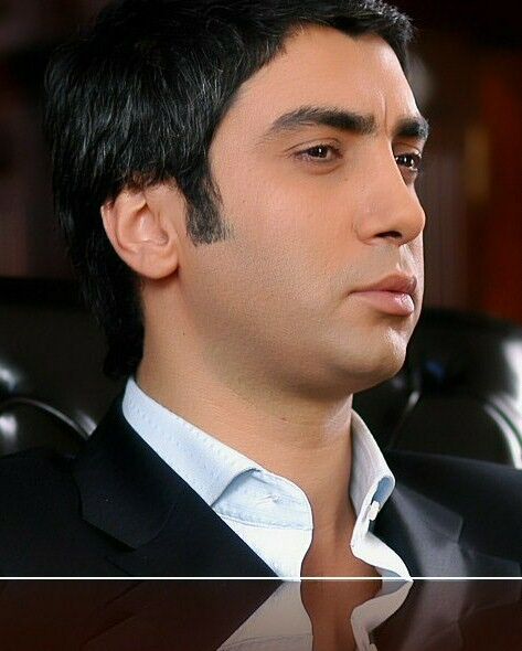  ,   Farhod, 30 ,   