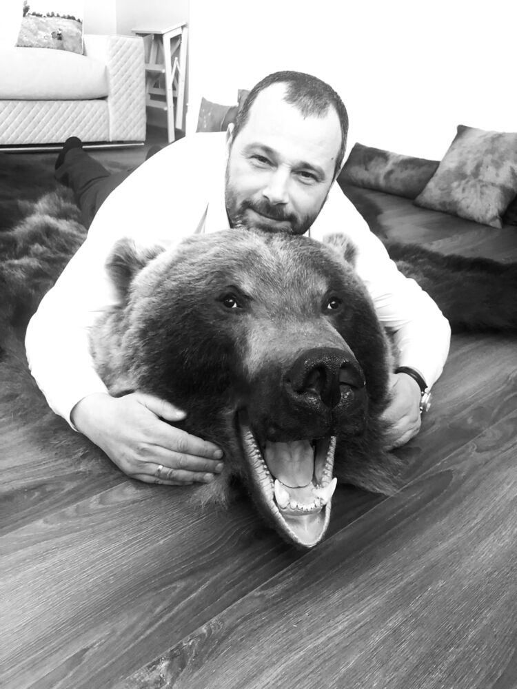  28506198  , 46 ,    -