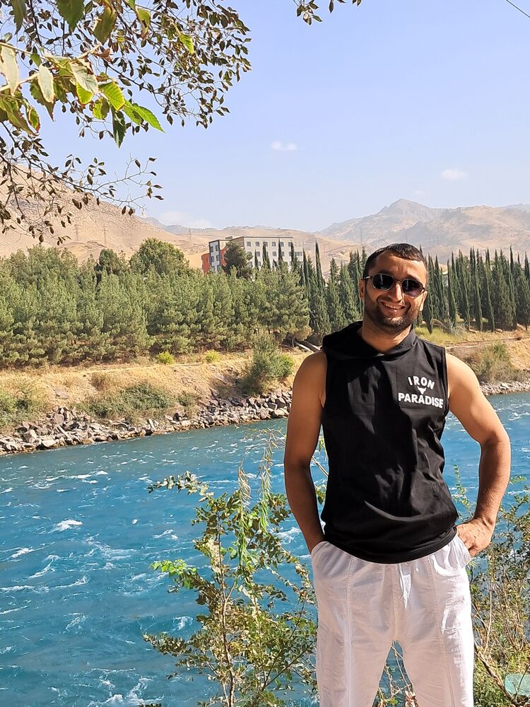  ,   Anvar, 36 ,   ,   