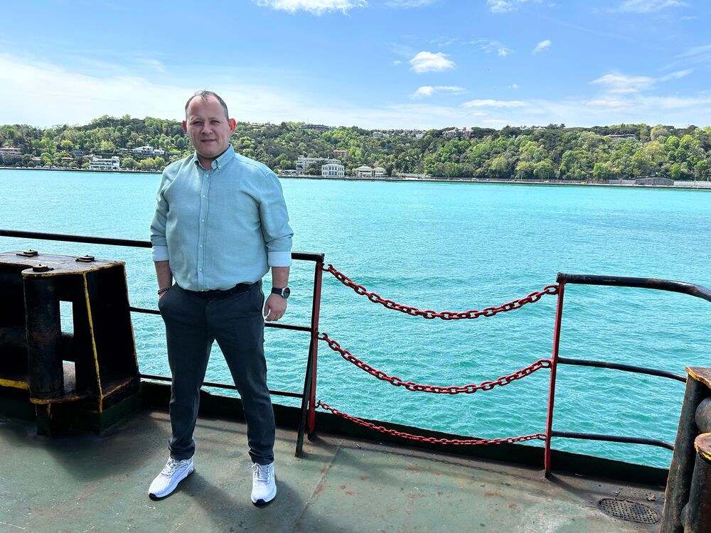  44447698  Settar, 50 ,    