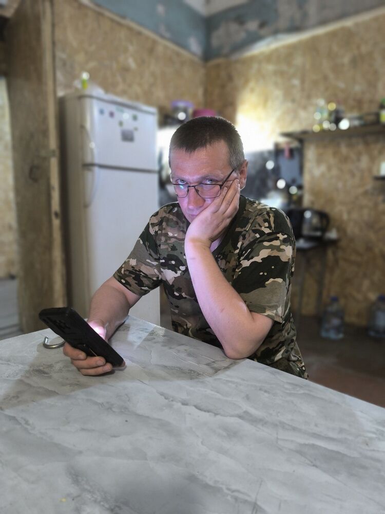  42867648  Vladimir, 39 ,    