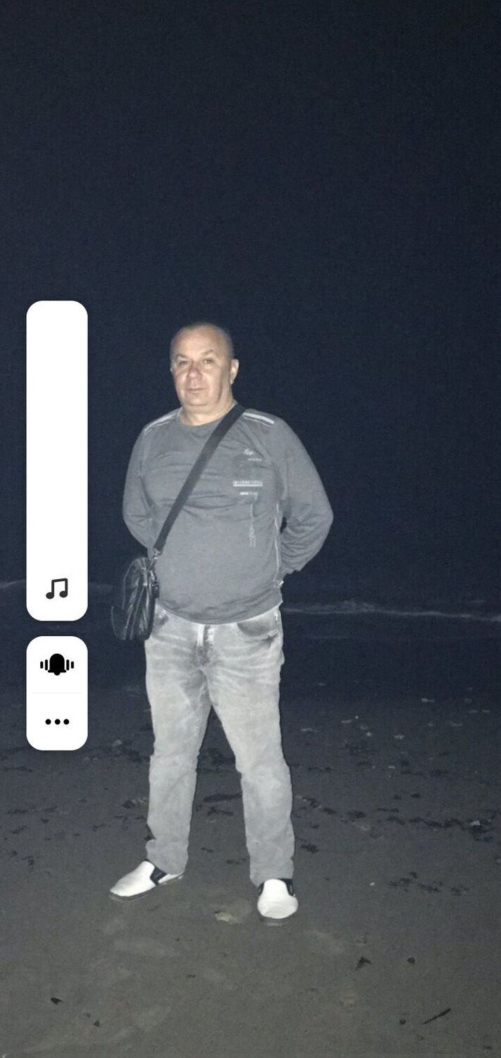  25830148  , 57 ,    