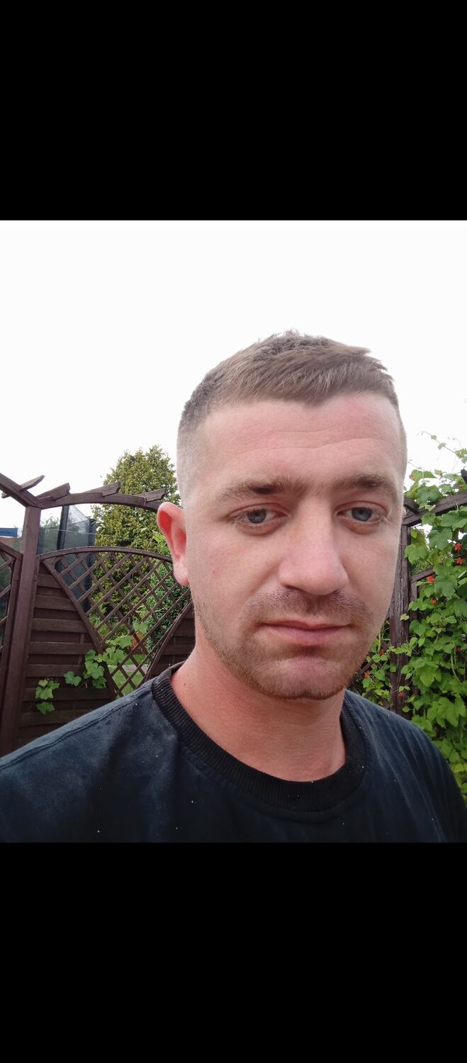  51938478  Bogdan, 29 ,    