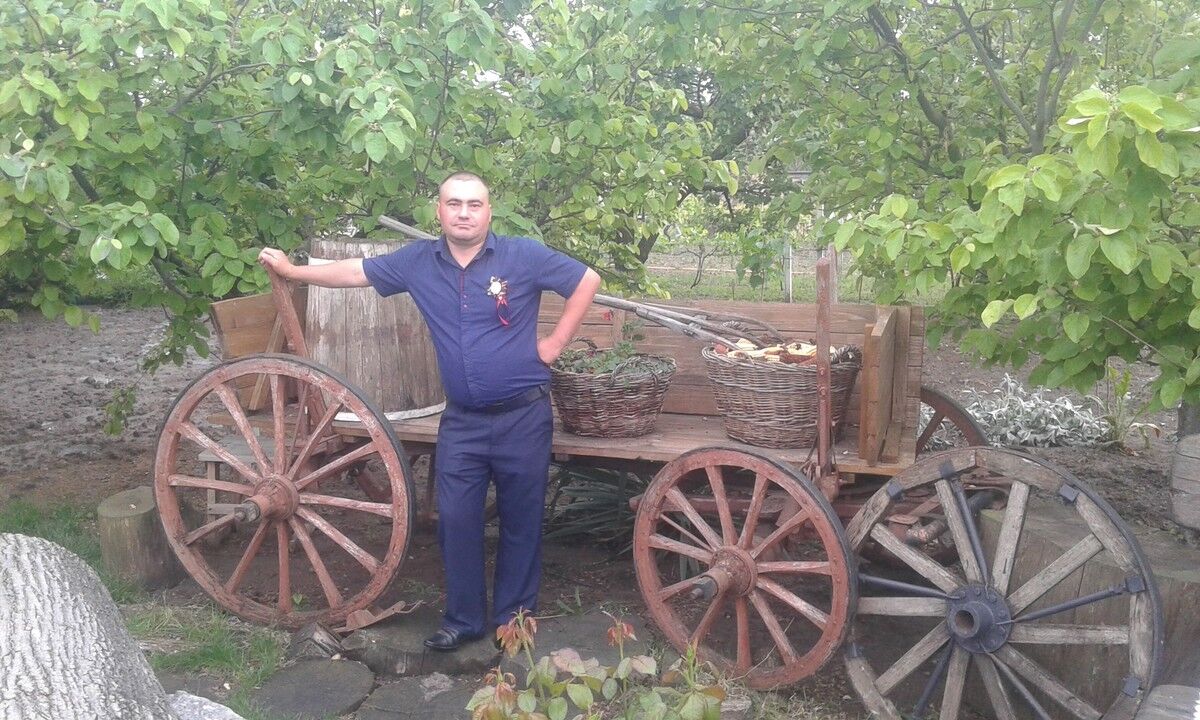 ���� 18969518 ������� Constantin, 35 ���, ���� ���������� � ������-���-����