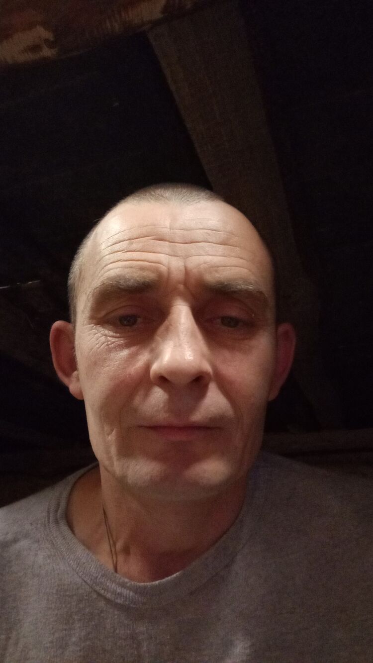  48702758  , 40 ,    