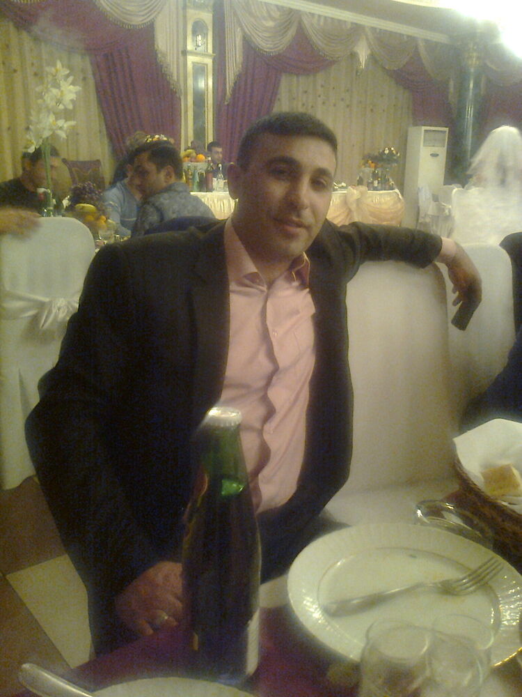 ,   Artur, 47 ,   ,   , c 
