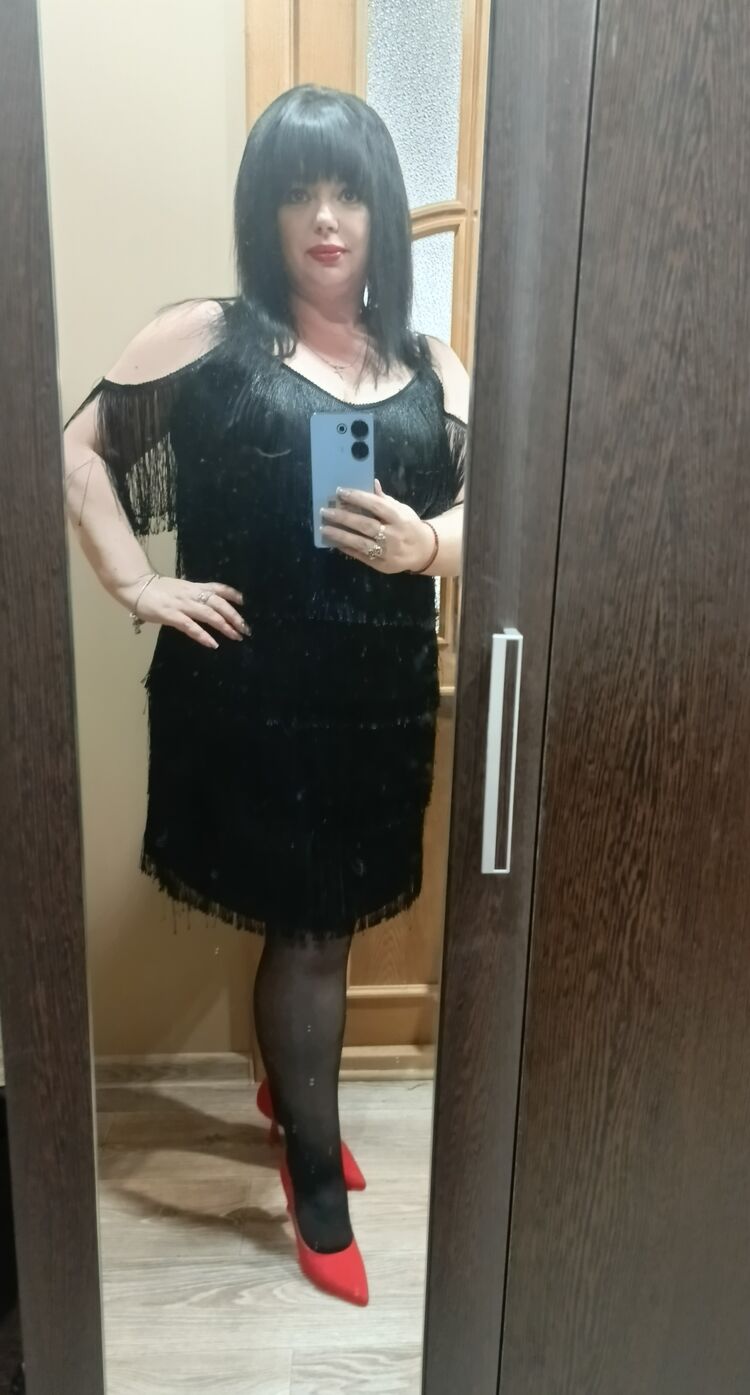  50720338  Ksenia, 45 ,    --