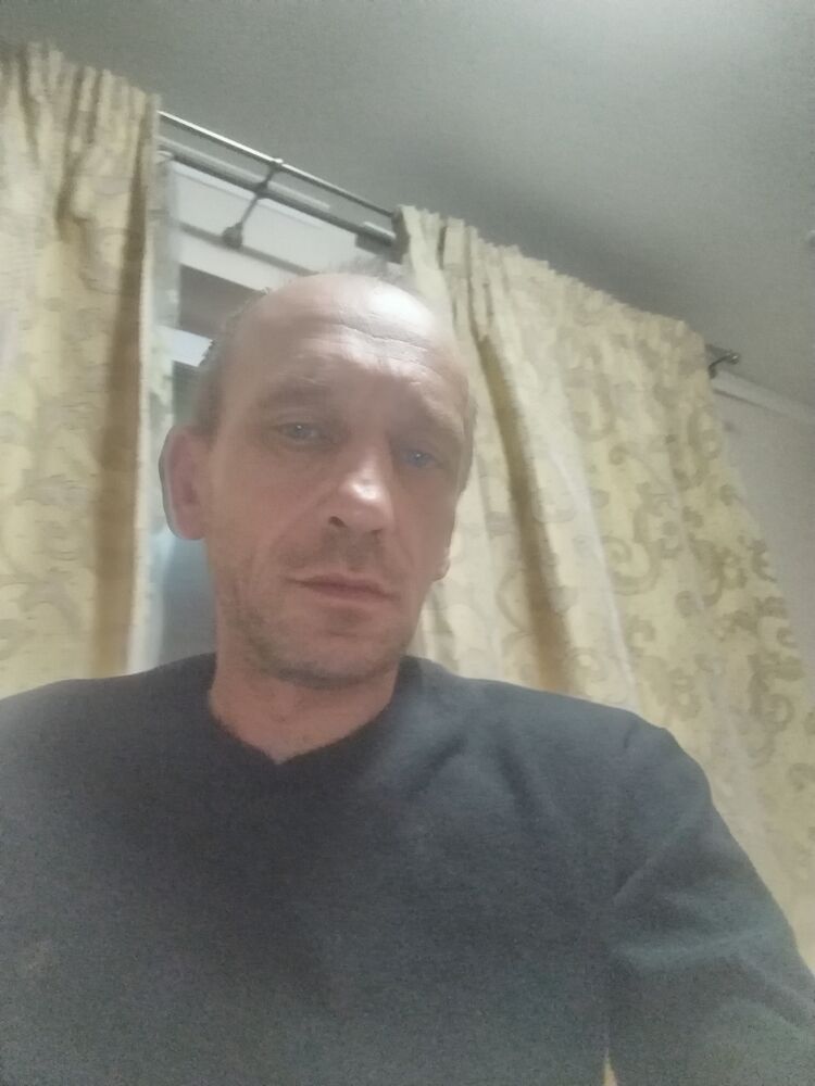  38332468  , 49 ,    