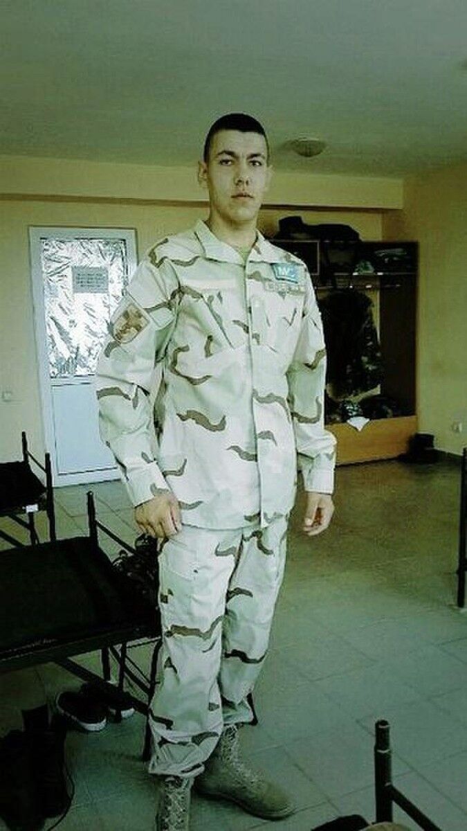  8417978  Vasea, 31 ,    