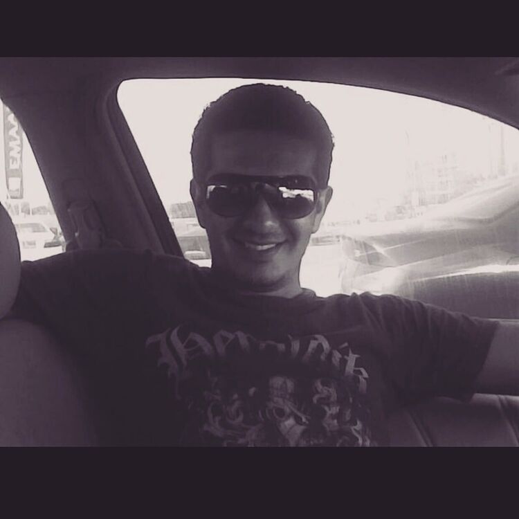 45036448  Faruh, 38 ,    
