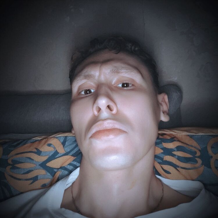  32074138  , 27 ,    -