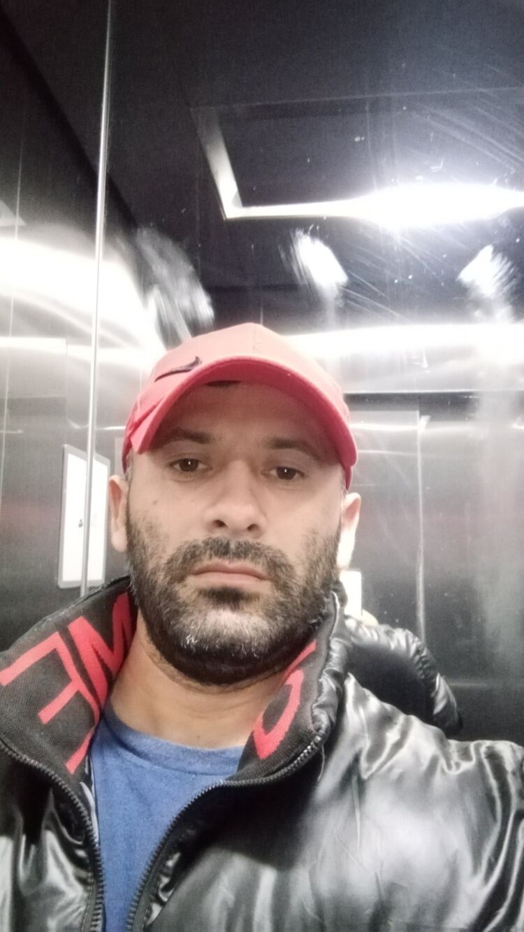  33271228  Hasan, 43 ,    