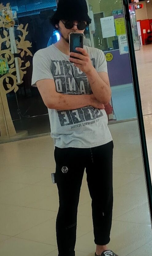  38109518  Islam, 27 ,    -