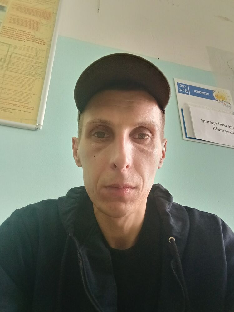  ,   Alexander, 35 ,     , c 