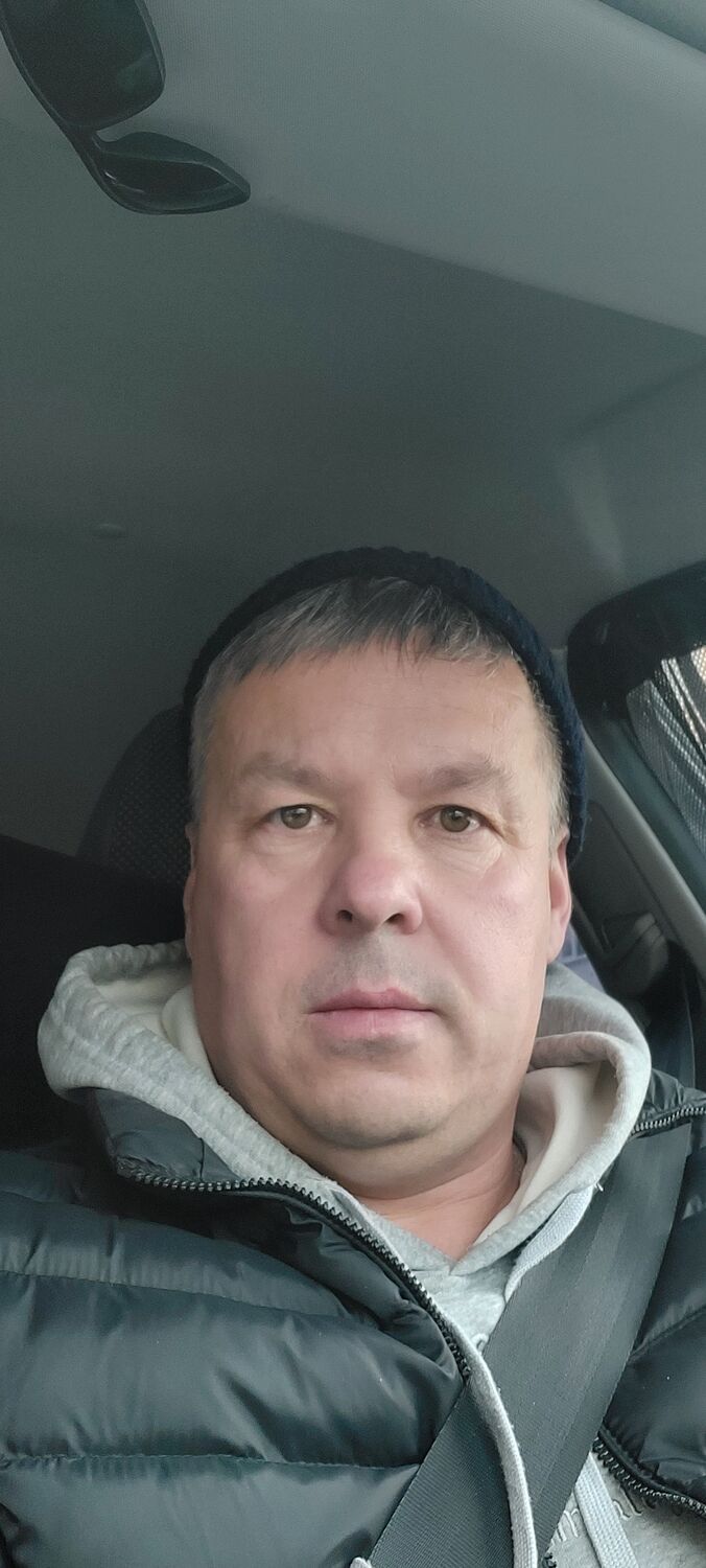  ,   Oleg, 44 ,   ,   , c 