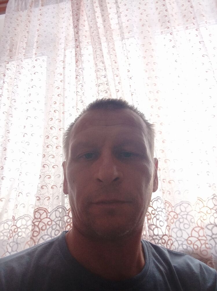  37180798  , 49 ,    