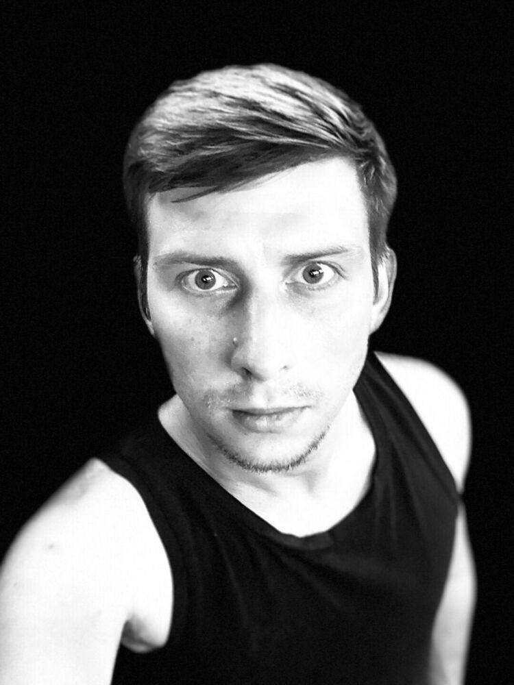  29967438  Anton, 34 ,    