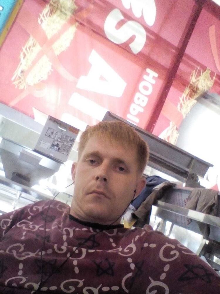  18634218   , 40 ,    