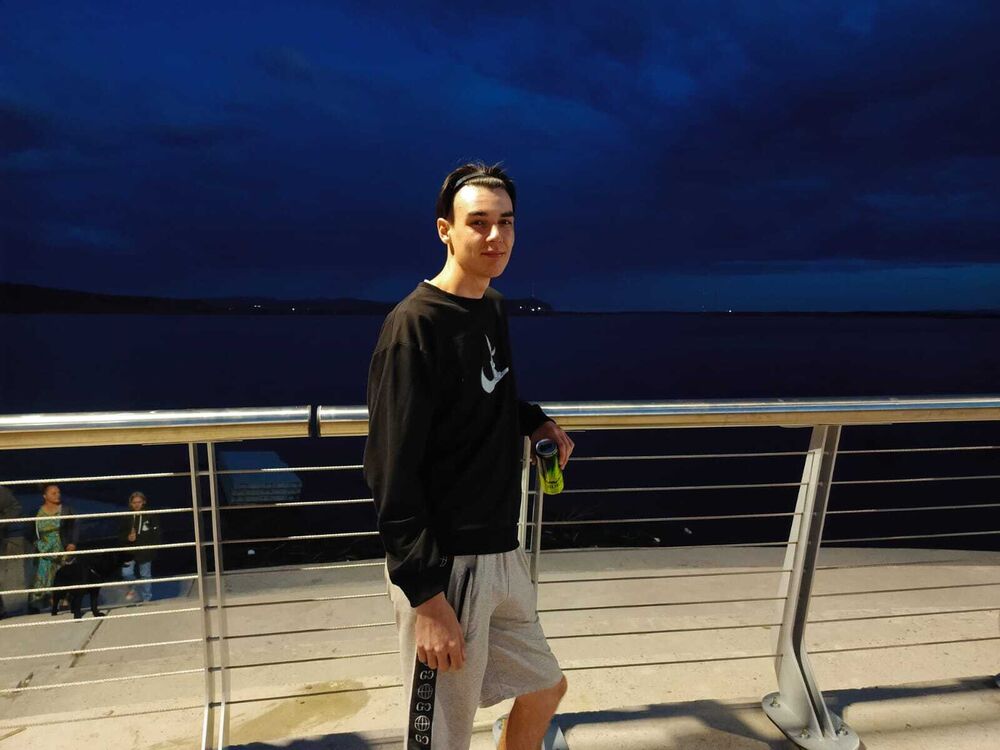  --,   , 19 ,   ,   , c 