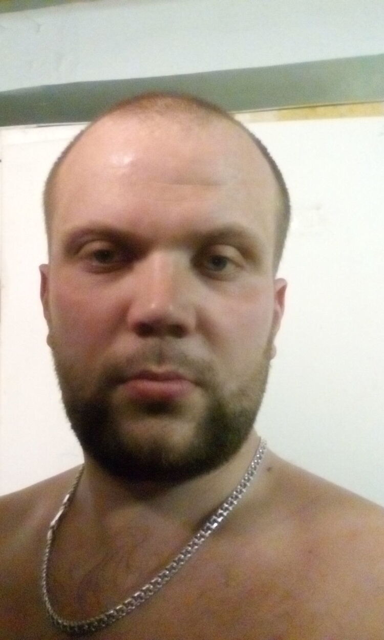  24330058  , 39 ,     