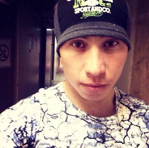  10625848  Doston, 34 ,    