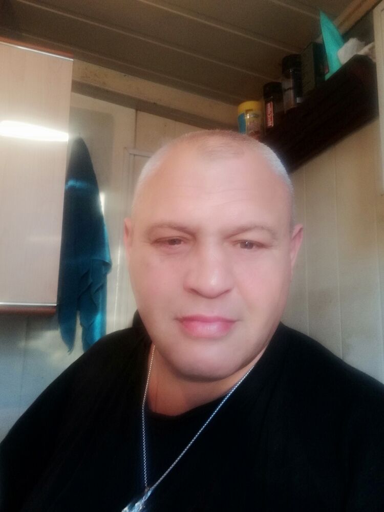  28630888  Alexander, 53 ,    