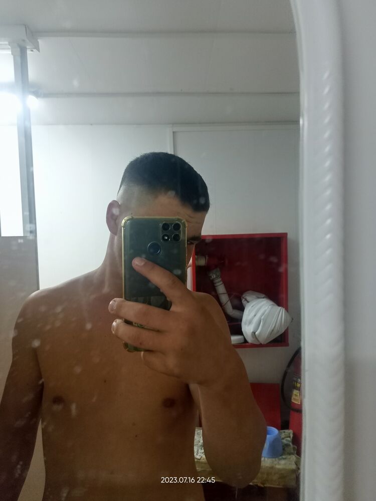  ,   Vladislav, 20 ,   ,   , c 