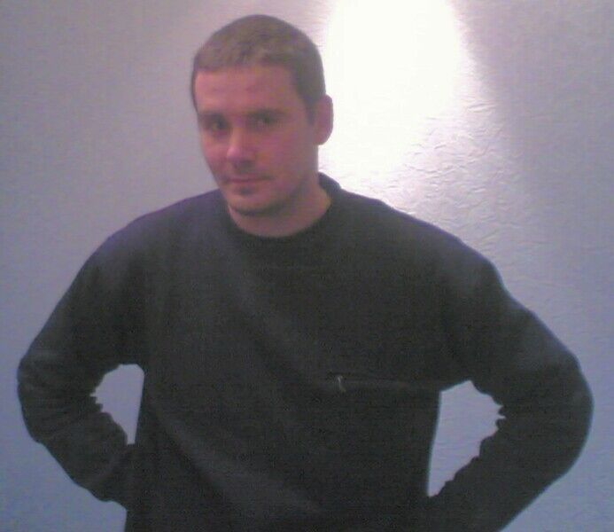  9380678  Pavel, 41 ,    