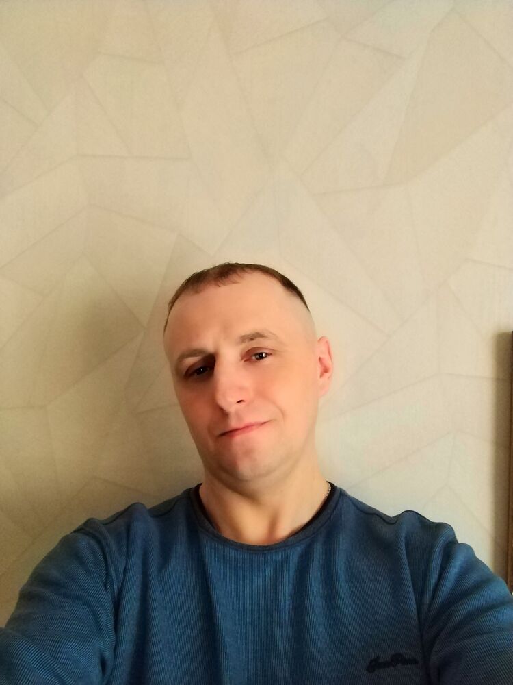  40546298  , 42 ,    