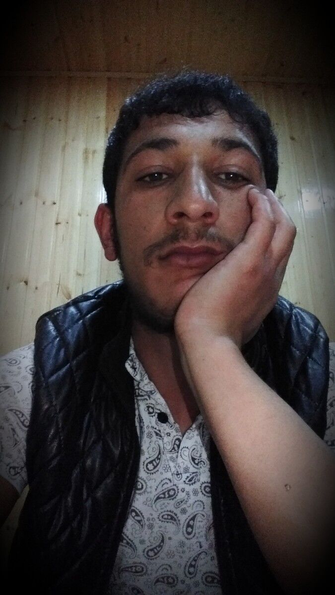  15725978  Yalquzaq, 32 ,    
