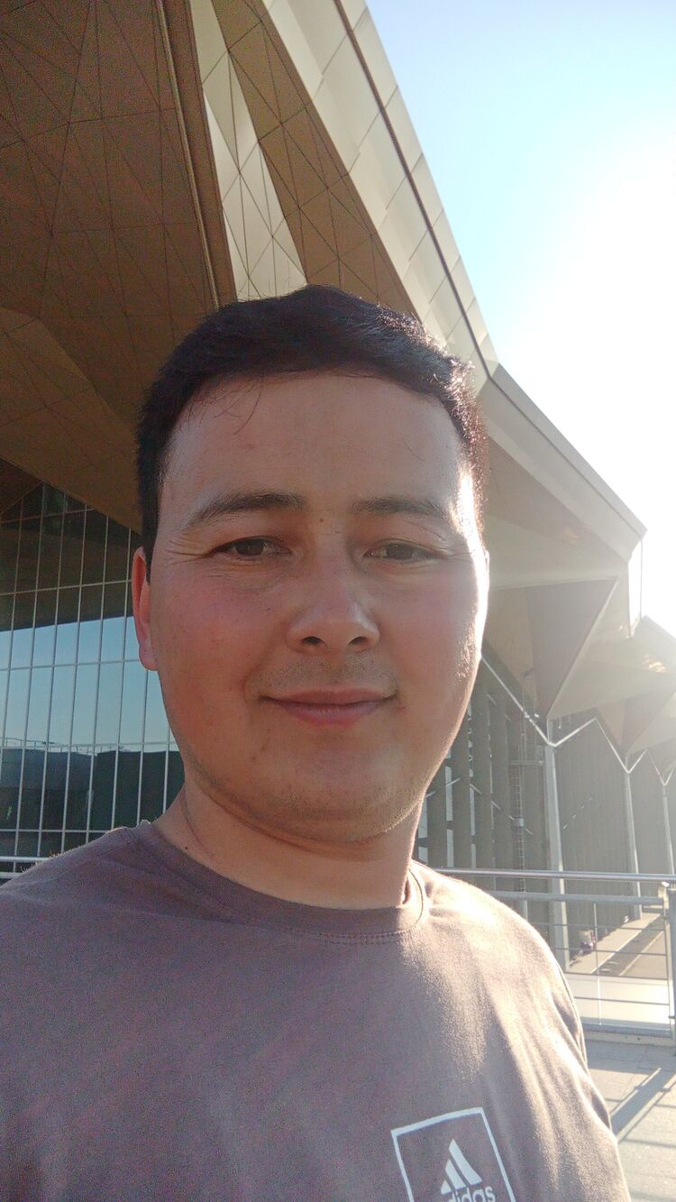  44616018  , 35 ,    -