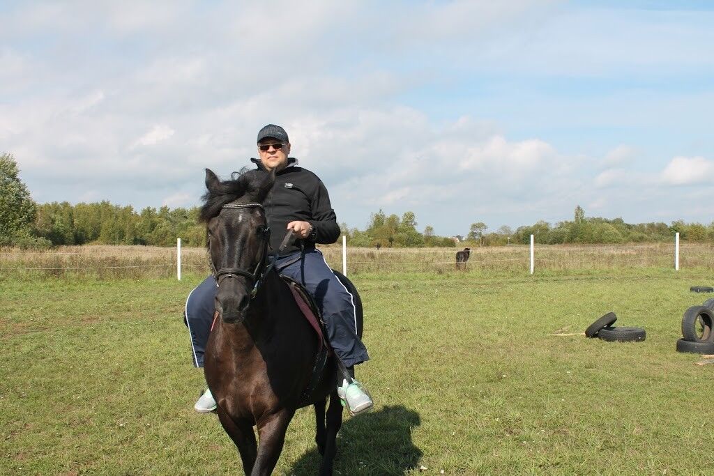  ,   Dmitry, 52 ,   ,   , c 