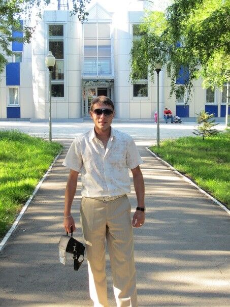  3994988  Aleksandr, 40 ,    