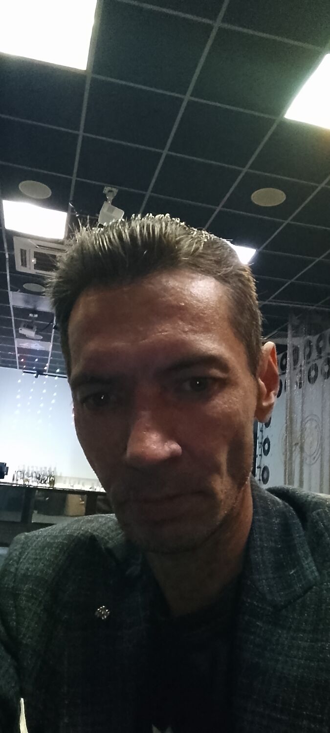  45892948  , 40 ,    