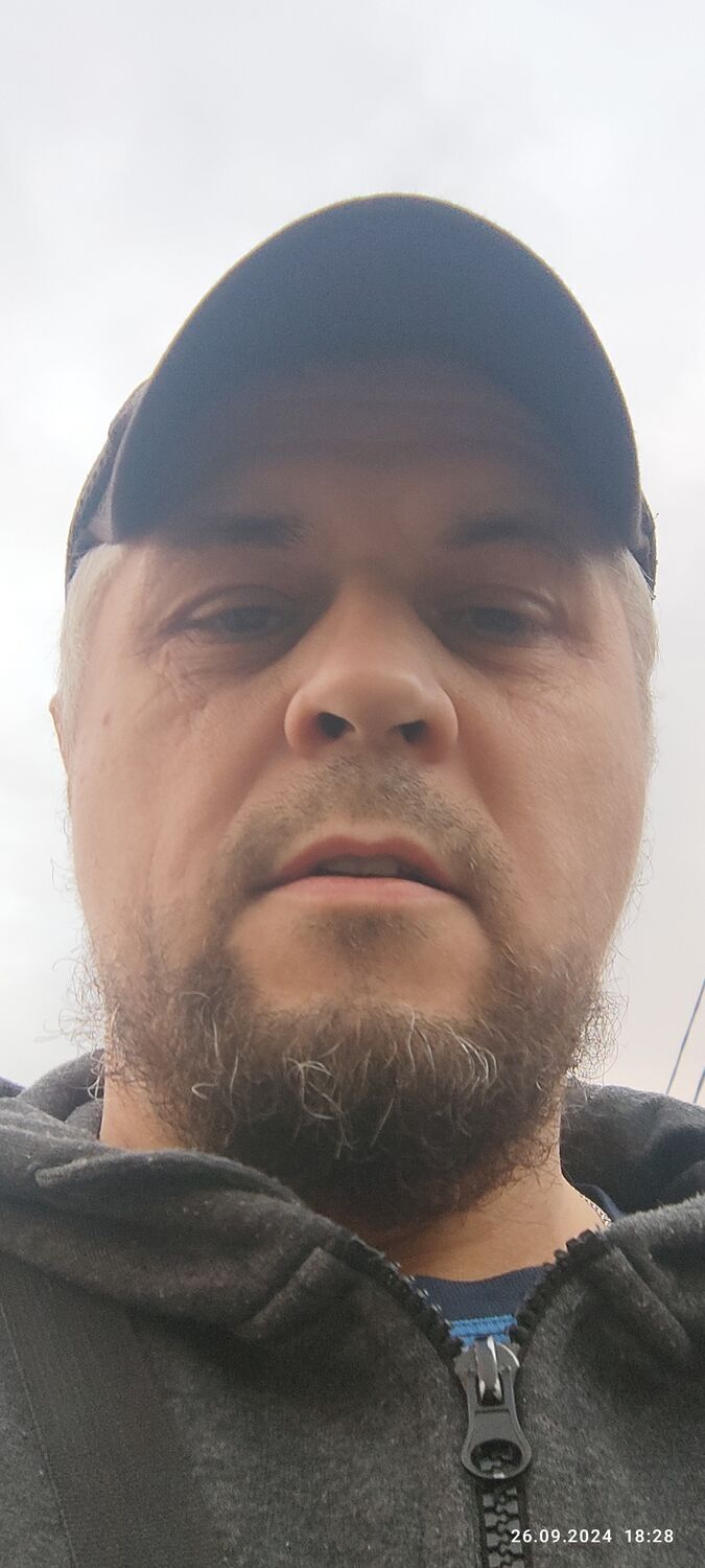  46548008  , 49 ,    