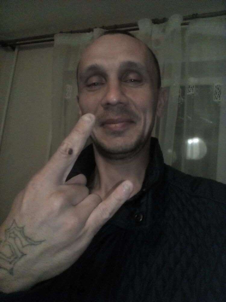  9488808  , 47 ,     