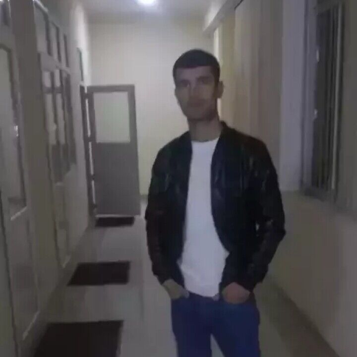  21237418  , 29 ,    