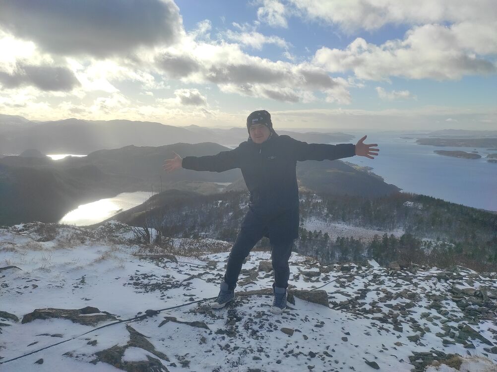  32741978  Dmitry, 33 ,    