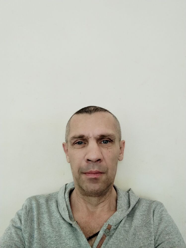  52331378  , 48 ,    