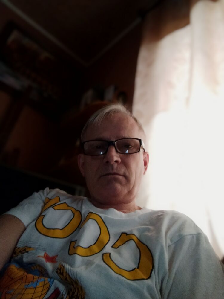  24633618  , 70 ,    