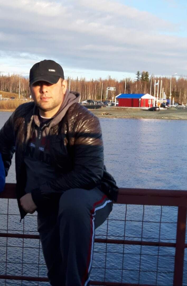  30066338  Sahin, 40 ,    -